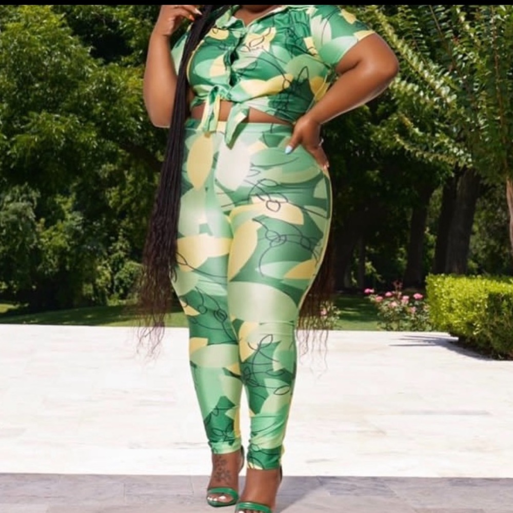 Green Patterned Two Piece Set - image 1